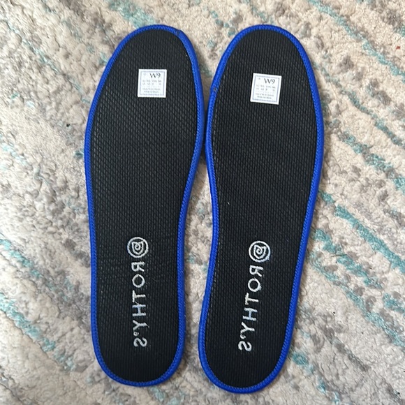 EUC Rothy’s slate gray sneaker- size 9 - Picture 7 of 8